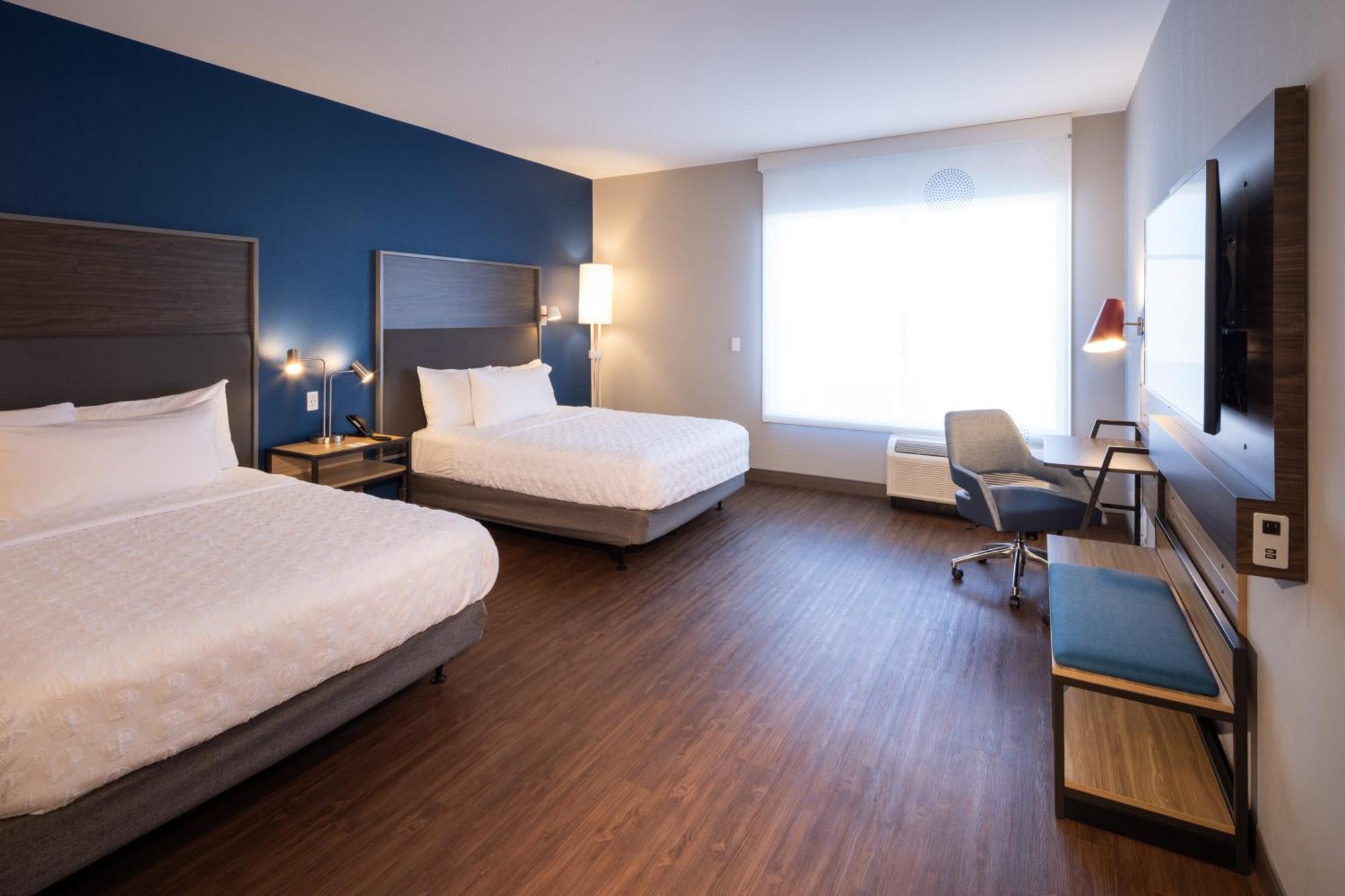 Tru By Hilton Yakima Airport Hotel Bagian luar foto